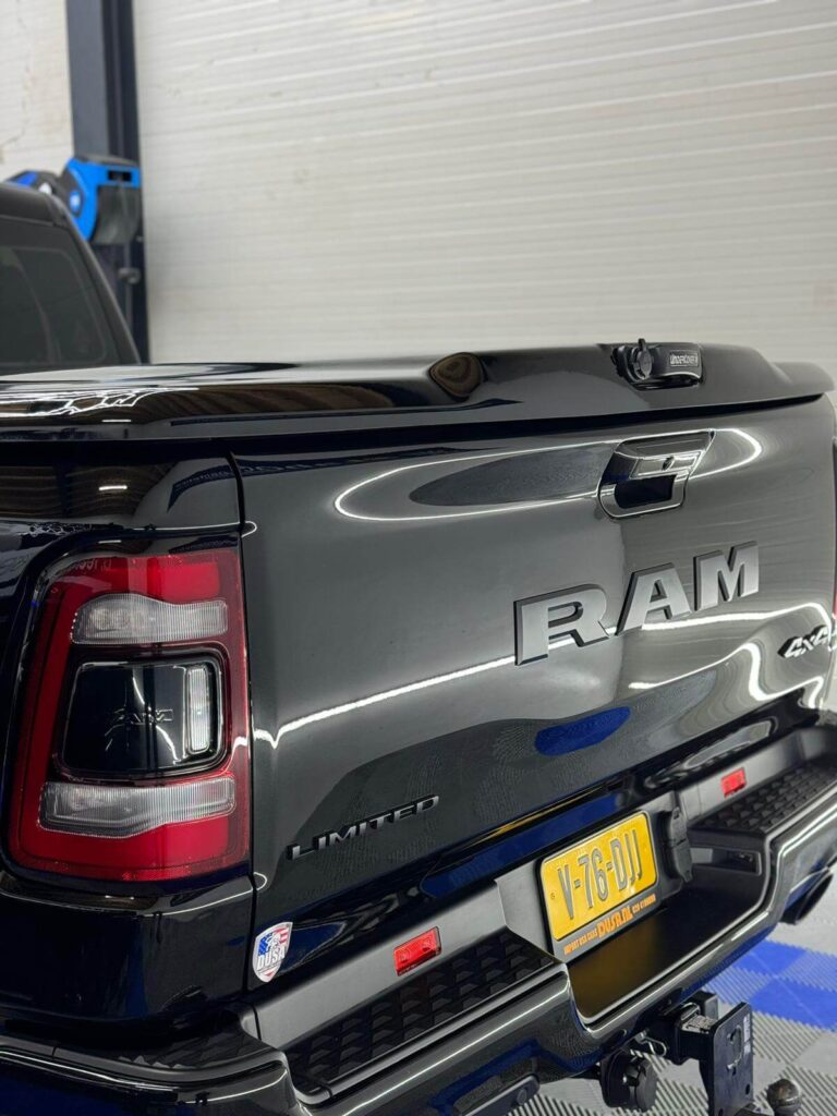 fccae1fb-dbf5-484c-8554-0d3cdd11eedd